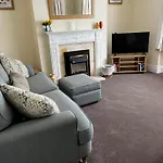 Apartment Parade Holiday Apartments Scarborough