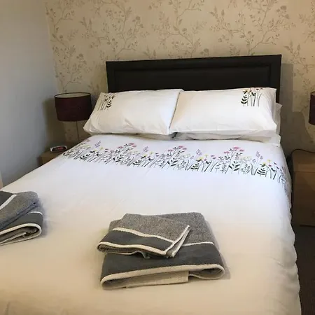 Parade Holiday Apartments *