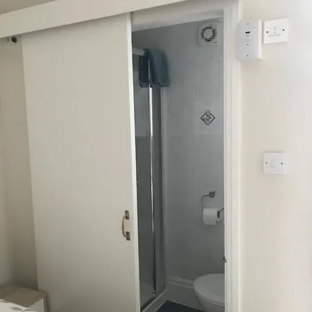 Parade Holiday Apartments Scarborough