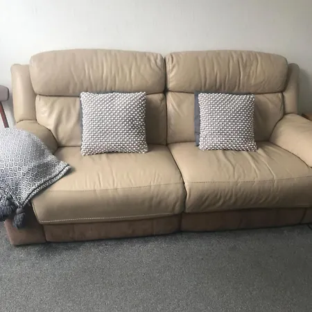 Parade Holiday Apartments *